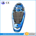 Kayak de pesca individual con motor eléctrico